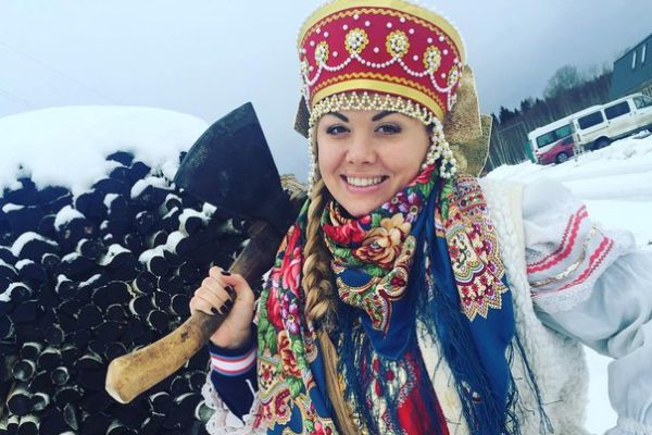 На празднике