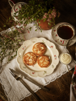 Сырники со сметаной Сырники со сметаной